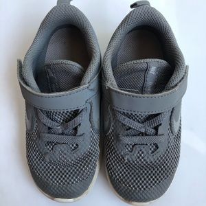 Nike sneakers toddler size 8C